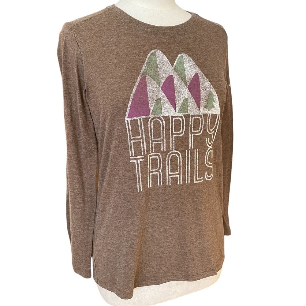 Life is Good Happy Trails Long Sleeve Classic Fit T-Shirt Camping Granola Girl-M